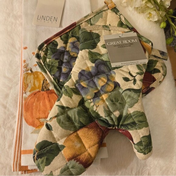Thanksgiving Fall Harvest Kitchen Linens 2 Dish Towels Oven Mitt Pot Holder NWT - Picture 10 of 10